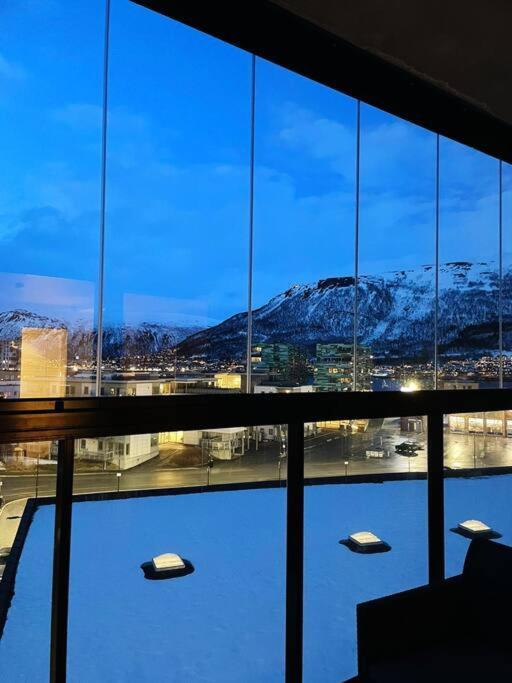 New Magnificent View Apartment Near The Centre Tromsø Exterior foto